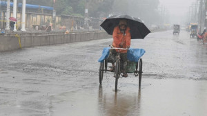 বৃষ্টিপাত অব্যাহত থাকার বিষয়ে যে বার্তা দিল আবহাওয়া অফিস