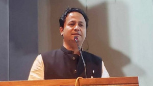 যড়যন্ত্রের ফাঁদে যেন পা না দিই: শিক্ষামন্ত্রী