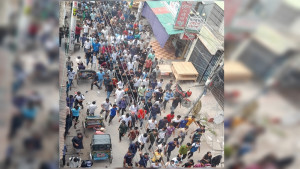 সিরাজগঞ্জে কোটা আন্দোলনকারীদের সঙ্গে সংঘর্ষে ৮ পুলিশ আহত