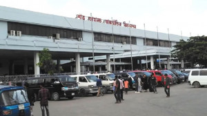 শাহ আমানতে ৪ কেজি কোকেনসহ বাহামার নারী আটক