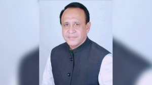 এবার সাংবাদিককে হত্যার হুমকি সাবেক এমপির, মামলা