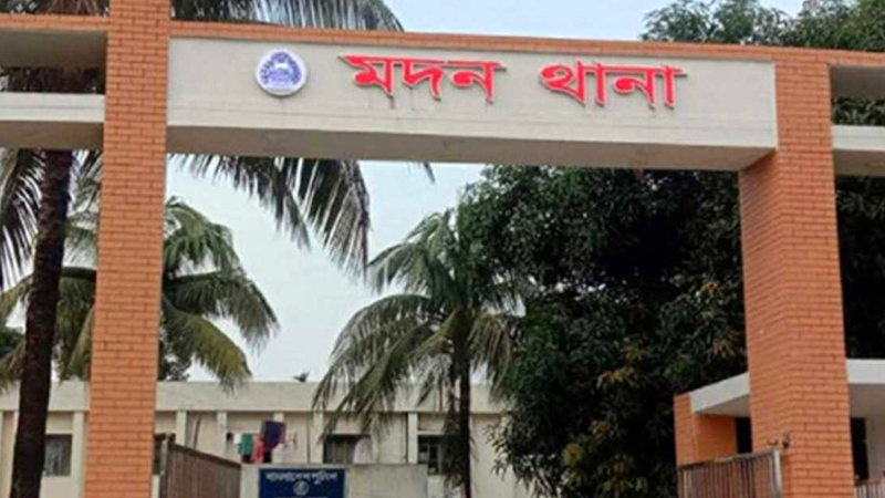 জমি নিয়ে বিরোধে নারীকে কুপিয়ে হত্যা, গ্রেপ্তার ৬ জমি নিয়ে বিরোধে নারীকে কুপিয়ে হত্যা, গ্রেপ্তার ৬