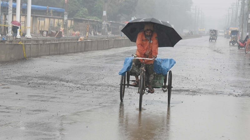 বৃষ্টিপাত অব্যাহত থাকার বিষয়ে যে বার্তা দিল আবহাওয়া অফিস বৃষ্টিপাত অব্যাহত থাকার বিষয়ে যে বার্তা দিল আবহাওয়া অফিস