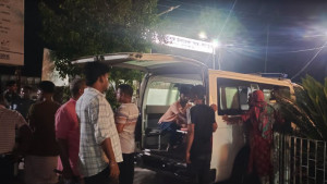 ফুটবল খেলাকে কেন্দ্র করে সংঘর্ষ, আহত ২০