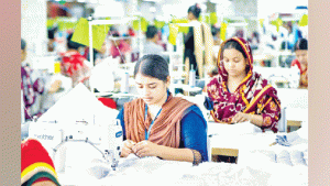 পোশাক কারখানা বদলে  দিল হাজার নারীর জীবন