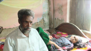 ৪ বছর ধরে আটকা পেনশন, বিনা চিকিৎসায় শিক্ষকের স্ত্রীর মৃত্যু