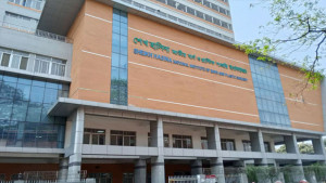 একে একে চলে গেলেন চারজন