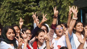 একাদশে ভর্তিতে আবেদন ছাড়াল ১০ লাখ
