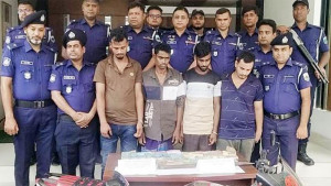 ময়লার বস্তায় সরানো হয় চুরির সাড়ে ২৯ লাখ টাকা