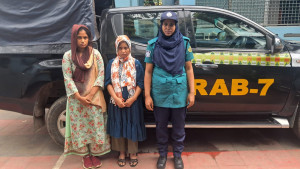 চাকরির প্রলোভন দিয়ে পোশাককর্মীদের পাচার করতেন তারা, গ্রেপ্তার ২