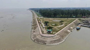 যমুনায় পানি কমছে