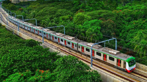 মেট্রোরেলের ভাড়া কমানোর দাবি বাম জোটের