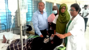 বাগাতিপাড়া হাসপাতালে প্রথম সাপে কাটা রোগীর চিকিৎসা