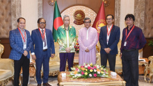 রাষ্ট্রপতির সঙ্গে বশেমুরবিপ্রবিপি উপাচার্যের সৌজন্য সাক্ষাৎ