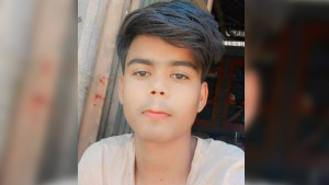ডোবায় মিলল স্কুলছাত্রের বস্তাবন্দি লাশ, বন্ধু আটক