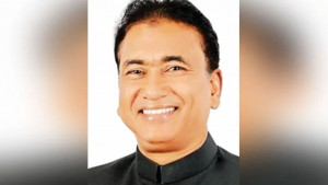 হত্যার পরিকল্পনা বুঝতে পেরে পালাতে চেয়েছিলেন এমপি আজীম