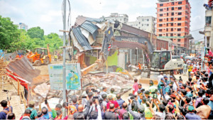গুঁড়িয়ে দেওয়া হলো সাদিক এগ্রোর অবৈধ অংশ