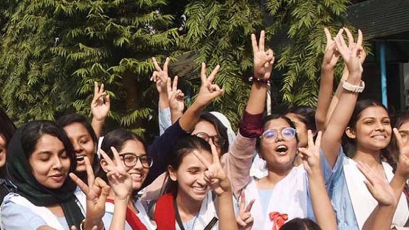 একাদশে ভর্তিতে আবেদন ছাড়াল ১০ লাখ একাদশে ভর্তিতে আবেদন ছাড়াল ১০ লাখ