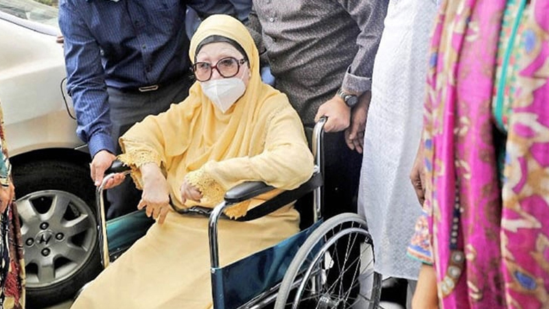 খালেদা জিয়ার বিদেশে চিকিৎসার দাবি সাবেক ১৬৬ আমলার খালেদা জিয়ার বিদেশে চিকিৎসার দাবি সাবেক ১৬৬ আমলার