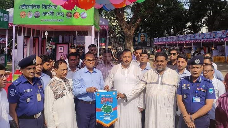 আমাদের এখনও সাড়ে ৪ মাসের রিজার্ভ আছে, বললেন বাণিজ্য প্রতিমন্ত্রী আমাদের এখনও সাড়ে ৪ মাসের রিজার্ভ আছে, বললেন বাণিজ্য প্রতিমন্ত্রী