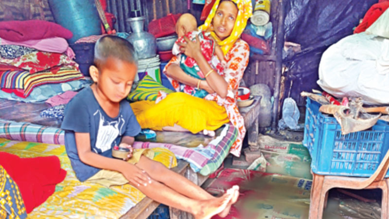সিলেটে ৮৩৫টি গ্রাম প্লাবিত পানিবন্দি ৮ লাখ মানুষ সিলেটে ৮৩৫টি গ্রাম প্লাবিত পানিবন্দি ৮ লাখ মানুষ