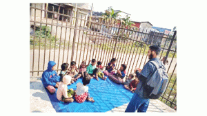 সুবিধাবঞ্চিত মানুষের মুখের হাসি