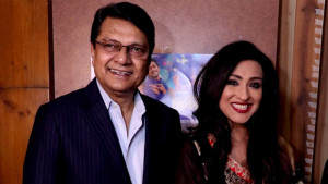 বঙ্কিমের গল্পে আলমগীর, সঙ্গে ঋতুপর্ণা