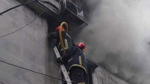 চকবাজারের কেমিক্যাল গুদামের আগুন নিয়ন্ত্রণে
