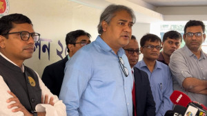 গুজব ঠেকাতে ডিসিদের সহযোগিতা চাইলেন তথ্য প্রতিমন্ত্রী