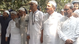 প্যারোলে মুক্তি পেয়ে মায়ের জানাজায় বিএনপি নেতা চাঁদ