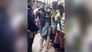 বাজার থেকে বাড়ি ফেরার পথে কলেজ শিক্ষার্থীকে রড দিয়ে পিটিয়ে আহত