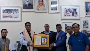বাংলাদেশে ট্রানজিটের অপেক্ষায় ভারতের দুই রাজ্যের ব্যবসায়ীরা