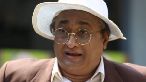 ৩৭ দিন ধরে হাসপাতালে এই অভিনেতা, পরিবারের কেউ দেখতেও আসেননি!