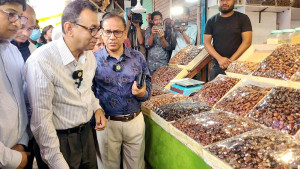 তদারকির কারণে গরুর মাংস ৫৯৫ টাকা, বেগুন ৩০ টাকা