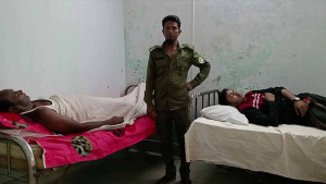 সুন্দরবনে অভয়াশ্রমে মাছ ধরা নিয়ে হামলায় ৩ বন কর্মকর্তা আহত
