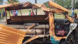 যাচ্ছিল বৌভাতের অনুষ্ঠানে, দুর্ঘটনায় প্রাণ গেল একই পরিবারের ৫ জনের