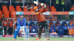 আইপিএলে সর্বোচ্চ রানের রেকর্ড হায়দরাবাদের