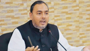 পেঁয়াজের দাম নিয়ে যা বললেন বাণিজ্য প্রতিমন্ত্রী