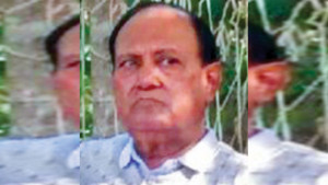 খোকন রাজাকার পলাতক  প্রকাশ্যে তার দাদন ব্যবসা