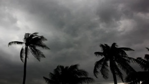 ৮০ কিলোমিটার বেগে ঝড়ো হাওয়াসহ হতে পারে বজ্রবৃষ্টি