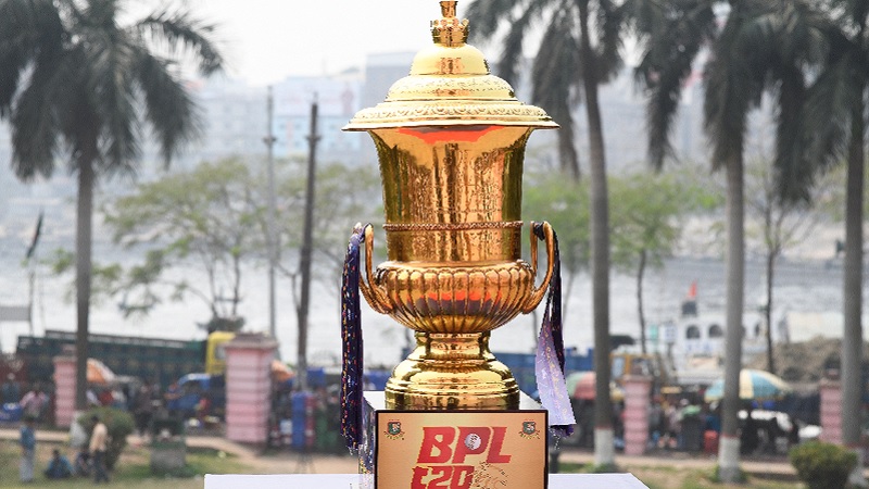 কুমিল্লার হ্যাটট্রিকসহ ফাইফার নাকি বরিশালের মেডেন কুমিল্লার হ্যাটট্রিকসহ ফাইফার নাকি বরিশালের মেডেন