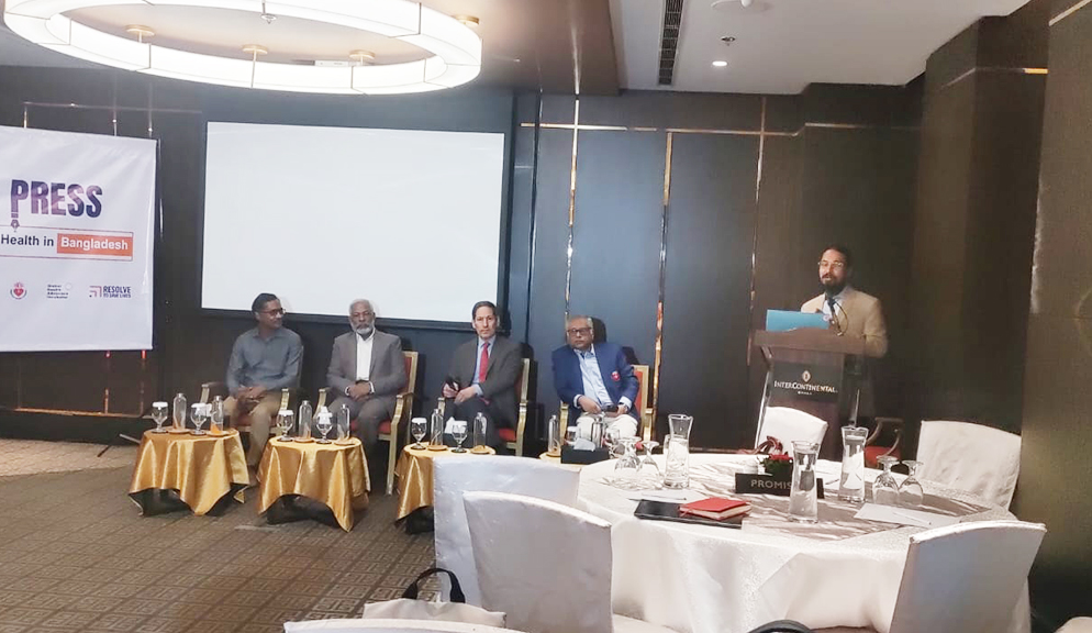 দেশে বছরে ২ লাখ ৪০ হাজার মানুষ হৃদরোগে মারা যায় দেশে বছরে ২ লাখ ৪০ হাজার মানুষ হৃদরোগে মারা যায়
