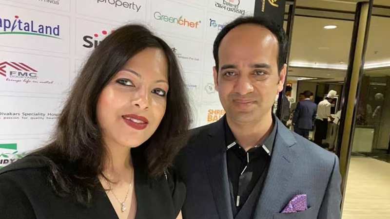ইভ্যালির রাসেল-শামীমার বিরুদ্ধে গ্রেপ্তারি পরোয়ানা ইভ্যালির রাসেল-শামীমার বিরুদ্ধে গ্রেপ্তারি পরোয়ানা