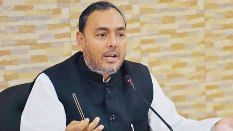 পেঁয়াজের দাম নিয়ে যা বললেন বাণিজ্য প্রতিমন্ত্রী পেঁয়াজের দাম নিয়ে যা বললেন বাণিজ্য প্রতিমন্ত্রী