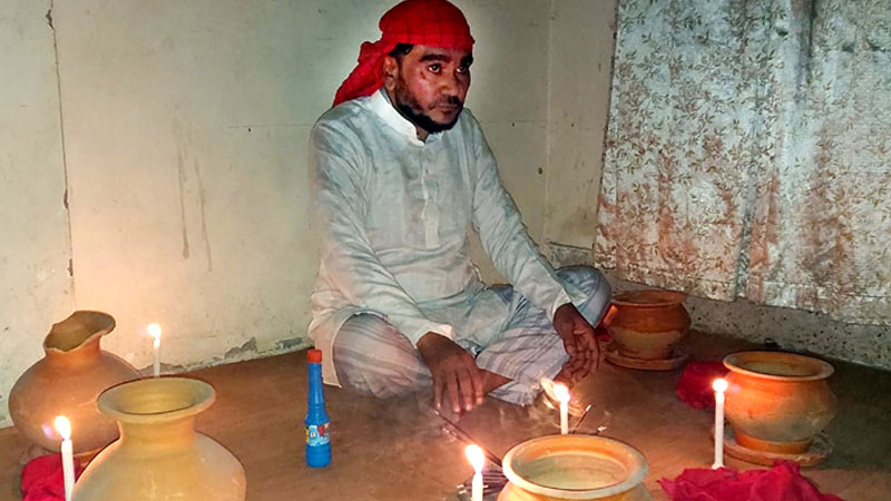 জিনের বাদশা এখন চাকরিদাতা! জিনের বাদশা এখন চাকরিদাতা!