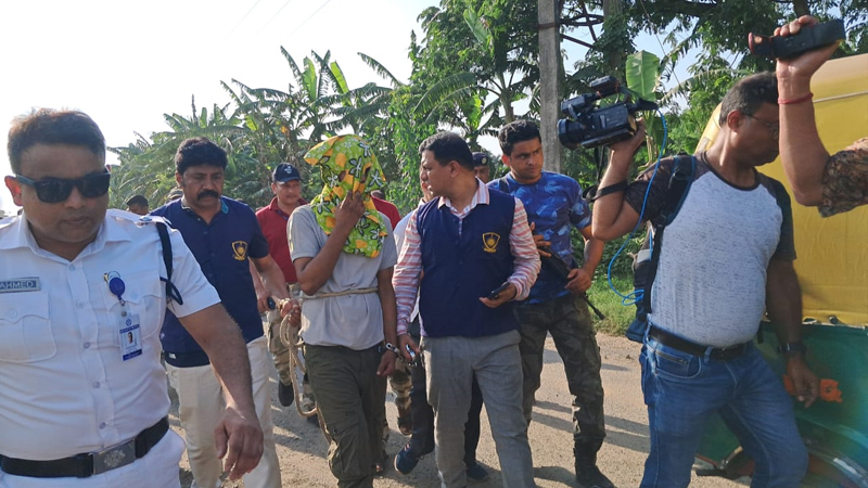 জিহাদকে নিয়ে আনারের দেহাংশের খোঁজ চলছে ভাঙ্গরে জিহাদকে নিয়ে আনারের দেহাংশের খোঁজ চলছে ভাঙ্গরে