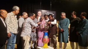 নাটকের মাধ্যমে বাঙালি মূল্যবোধ ছড়িয়ে দিতে চেয়েছিলেন অশোক রায়: মতিয়া চৌধুরী