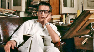 চলচ্চিত্র নির্মাণের মহানায়ক সত্যজিৎ রায়ের জন্মবার্ষিকী আজ
