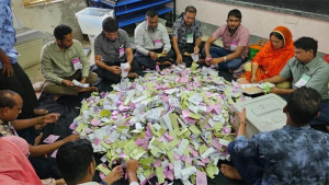 তৃতীয় ধাপের ভোটগ্রহণ শেষ, চলছে গণনা