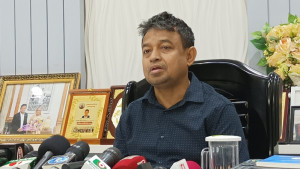 সাংবাদিক-দুদক কর্মকর্তাদের ম্যানেজ করে শামসুজ্জামানের সনদ বাণিজ্য